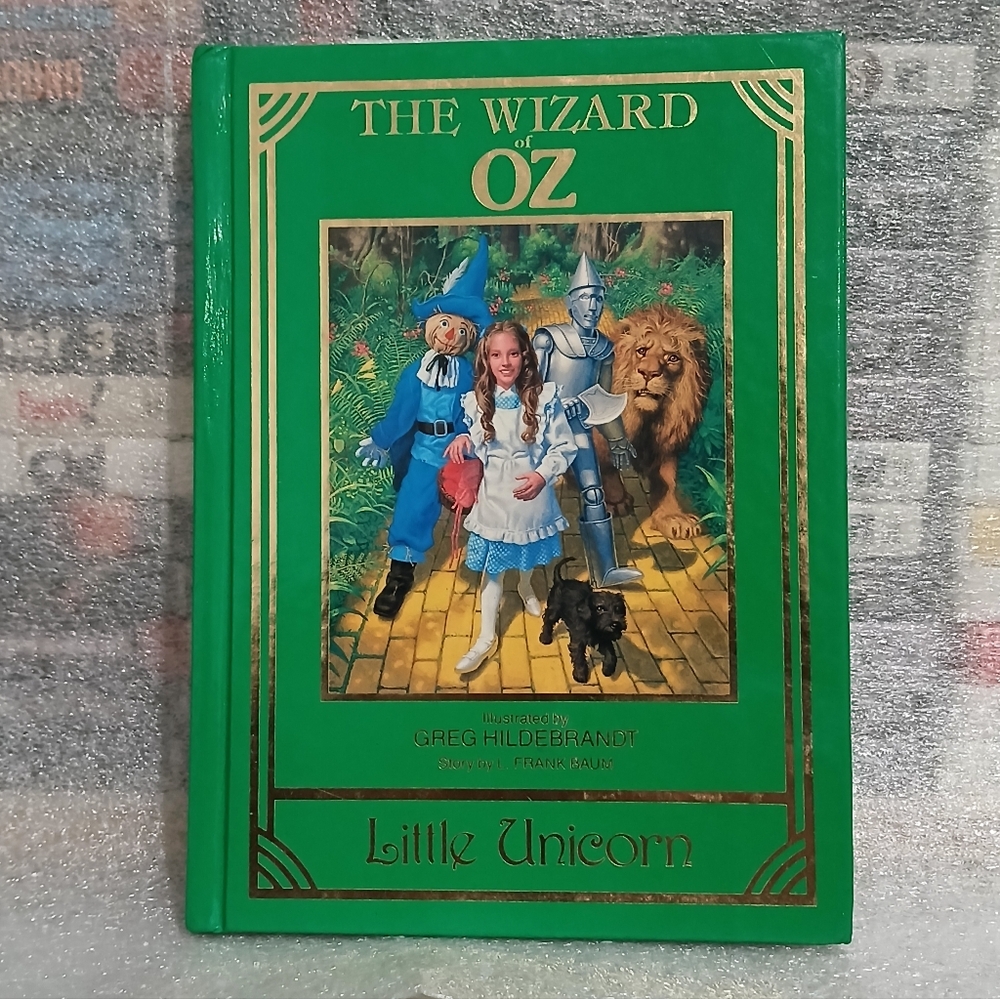 Vintage (Little Unicorn) The Wizard Of Oz Book By Frank Baum